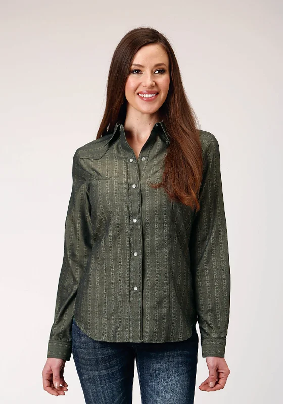 Roper Womens Floral Tone on Tone Grey Poly/Cotton L/S Shirt Stylish Split-Hem Short Shirt