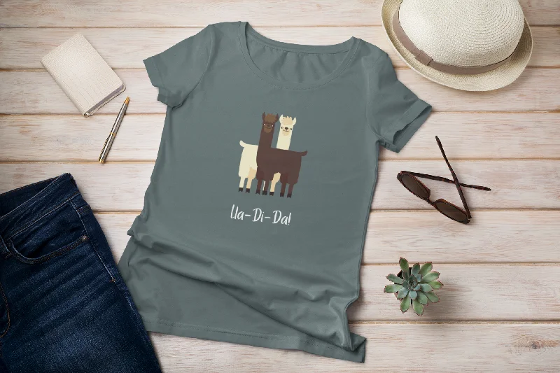 Lla-Di-Da! - Llama Unisex Tee Chenille Blend Fleece Blend Nylon Blend