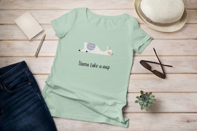 Llama going to take a nap - Unisex Llama Tee Anti-Pilling Machine Wash Handmade